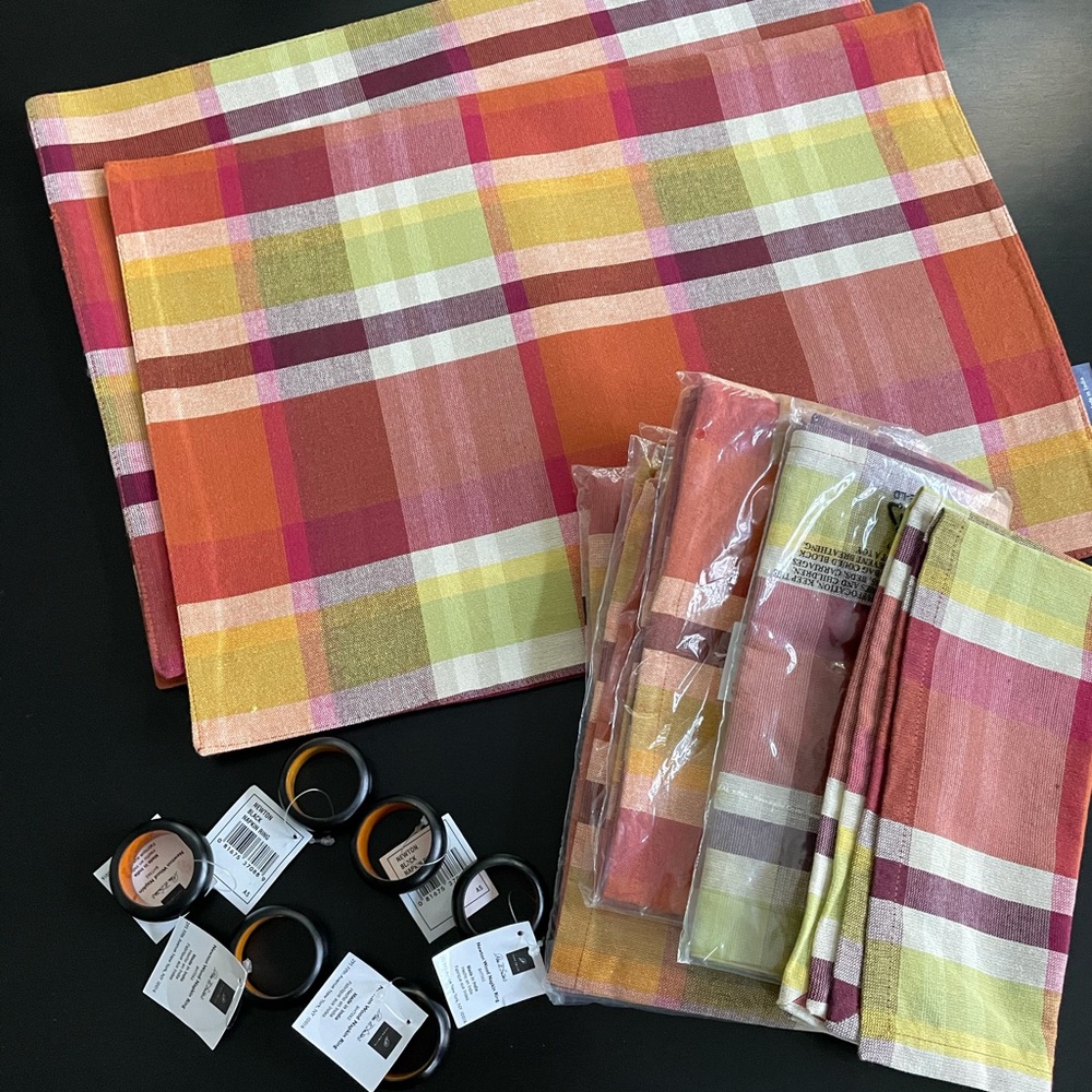 Plaid Table Decor Setting